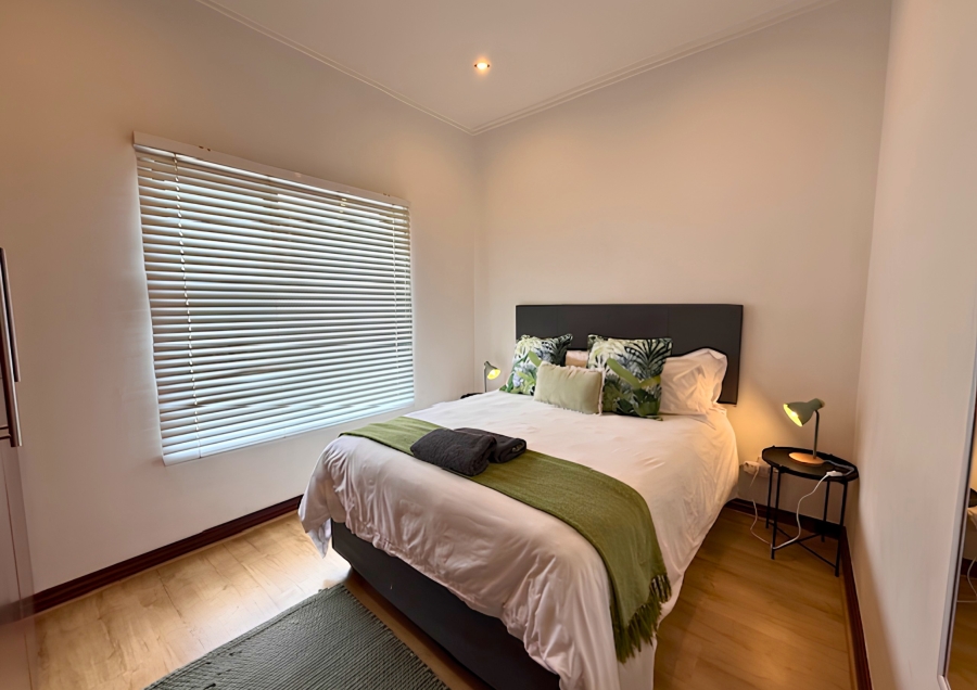 2 Bedroom Property for Sale in Beachfront Western Cape